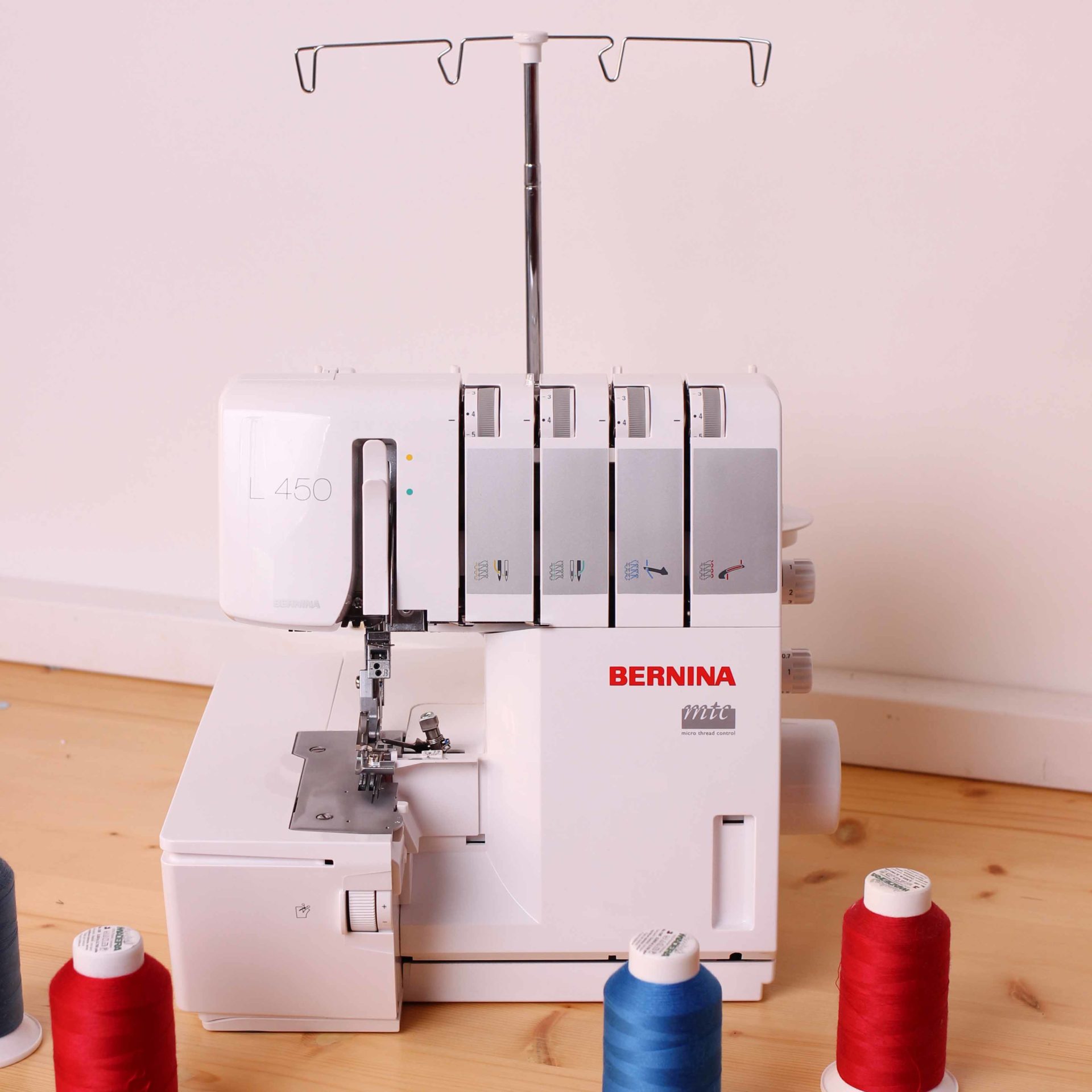 Tagliacuci BERNINA L450